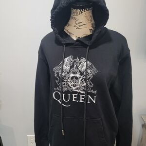 Elegant Black Queen Hoodie for Women